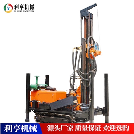 橡胶履带打井机 200米全自动钻井机 民用柴油水井钻机