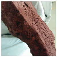 火山岩板材 不规则 但切面 鱼缸滤料火山石 污水处理火山岩颗粒