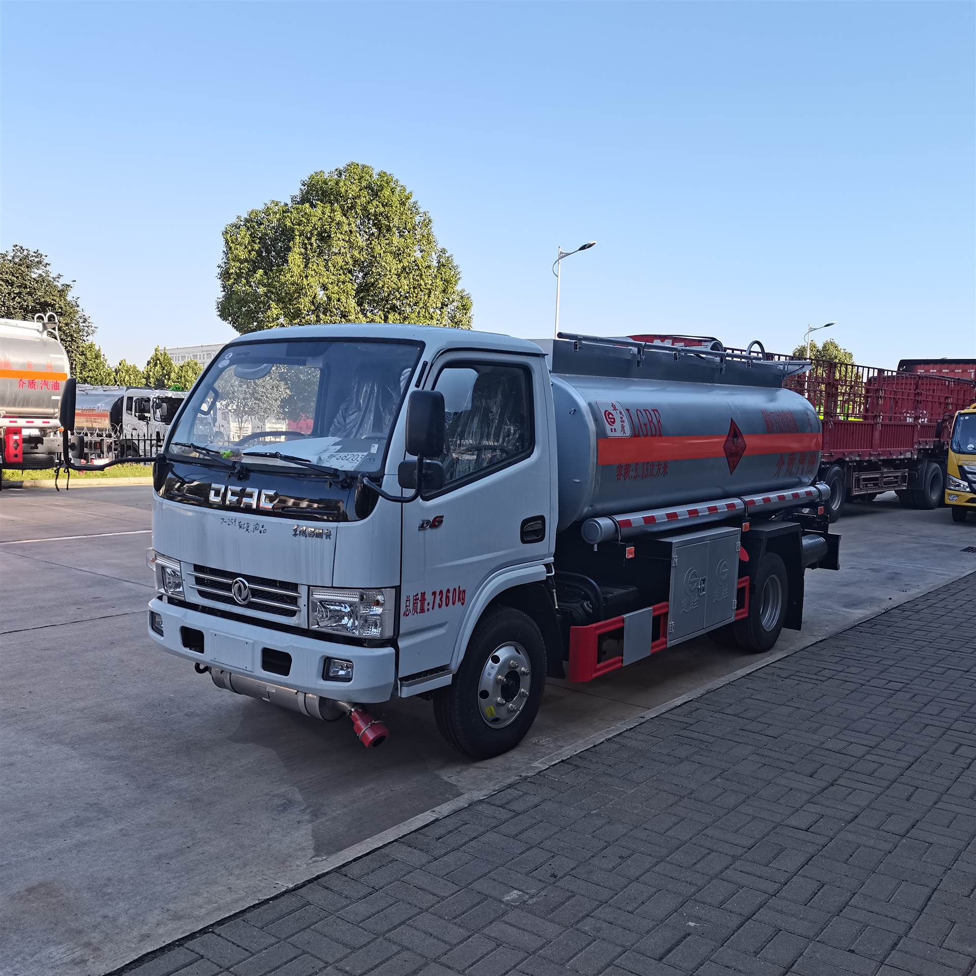 楚胜5吨油罐车油罐车质保油罐车维修