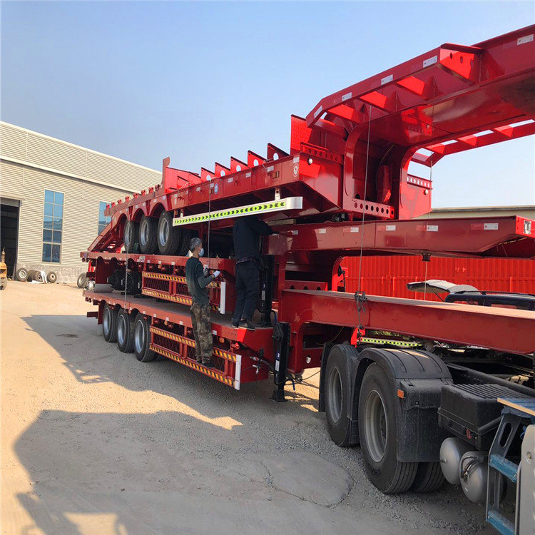 液压爬梯半挂车 低平板半挂车 12米挖机板半挂车 市场报价