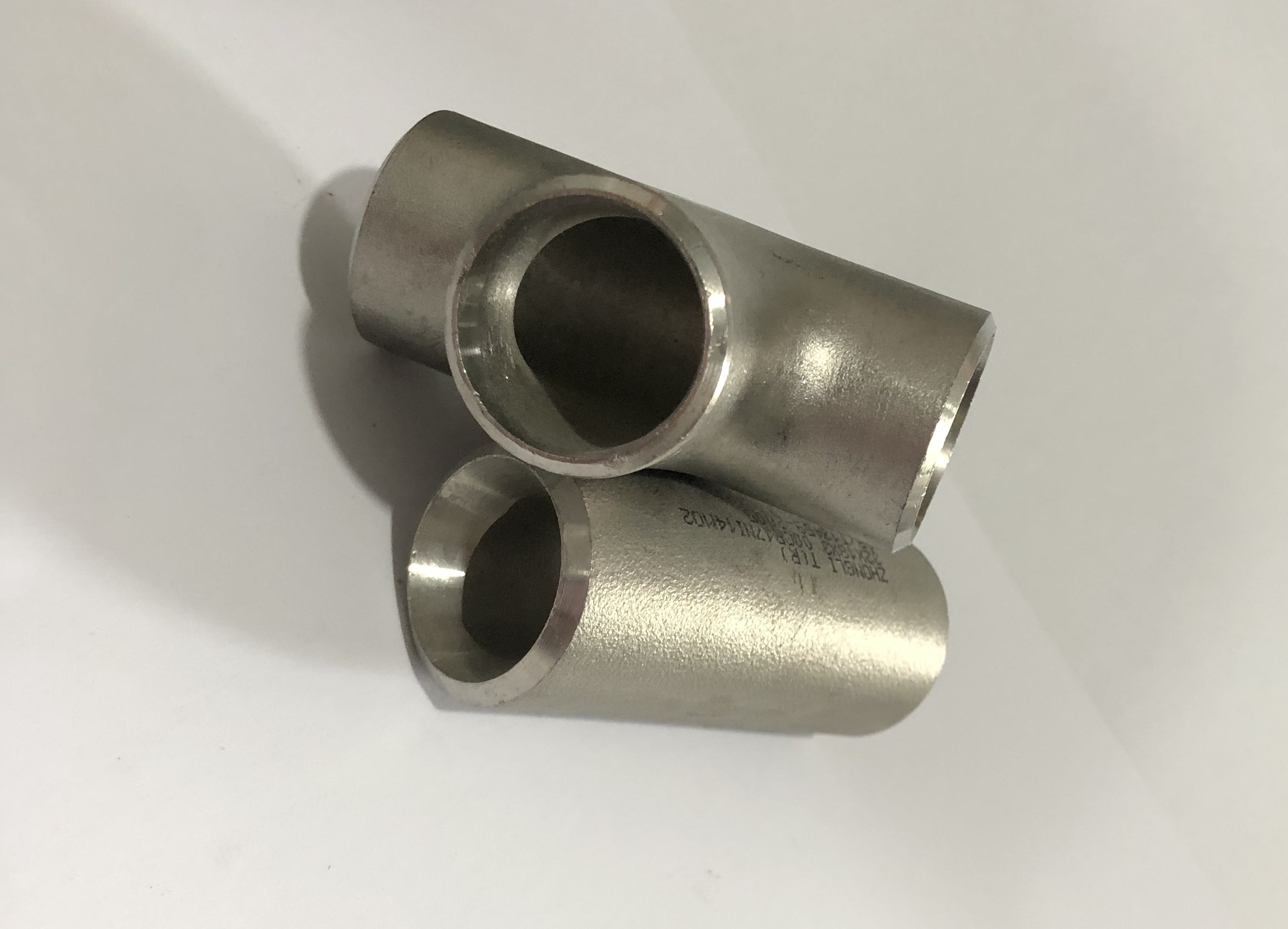 不锈钢三通-不锈钢三通供应/多少钱/哪家好-沧州申越管道有限公司