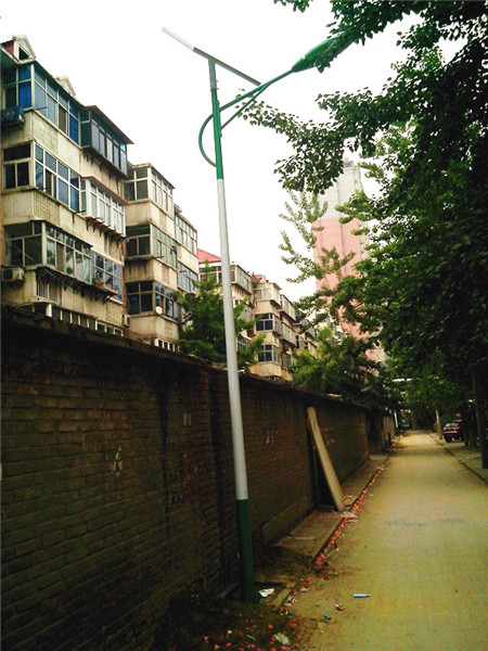 靈壽太陽(yáng)能路燈石家莊太陽(yáng)能路燈
