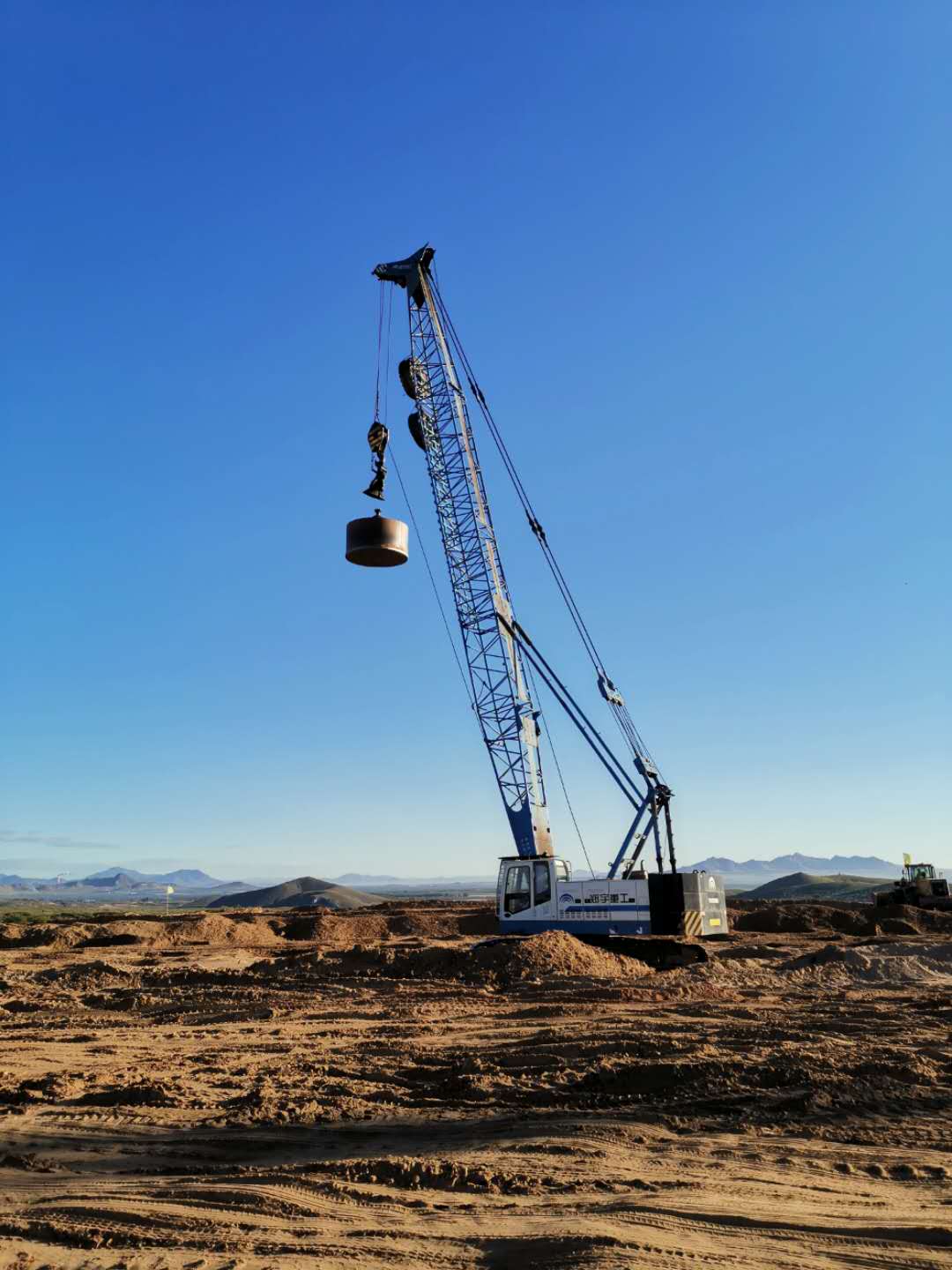 河南乾坤工程机械有限公司 产品展厅 >陕西铜川强夯月租价格  我公司