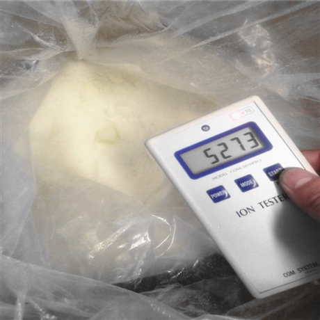 湖南高纯度硝酸钍厂家晶体透明硝酸钍用途硝酸钍纱罩中和