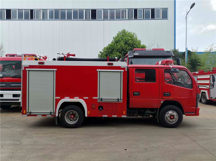 消防车城市排涝抢险消防车城镇3吨小型消防车国六消防车配置