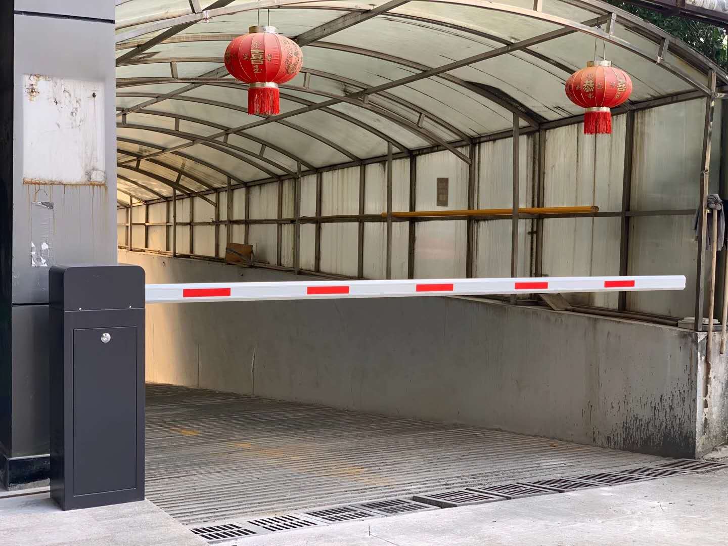 百胜9406道闸3秒6秒道闸挡车器直杆道闸栅栏道闸南京