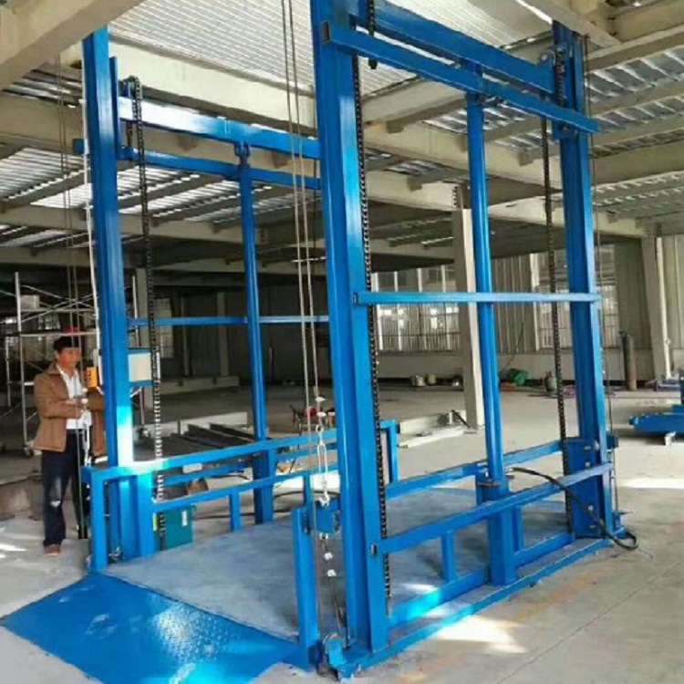 液壓貨梯佰旺廠批發(fā)倉庫液壓貨梯