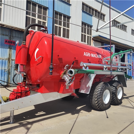辽宁工厂直供农用沼液施肥车 养猪场粪尿液态肥施肥罐车