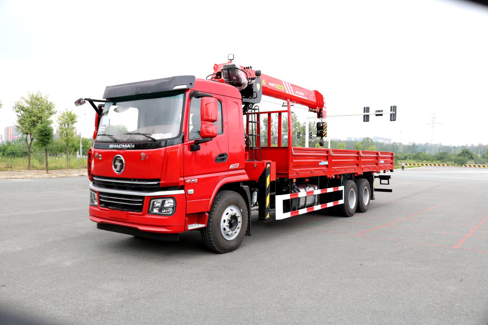 德龙12吨14吨自吊车