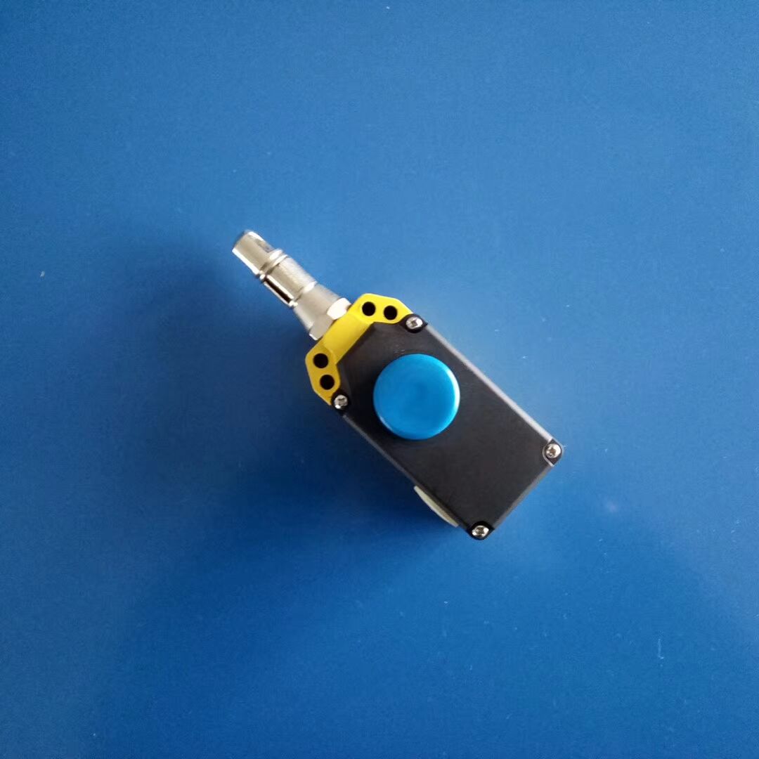 单向急停拉绳开关zs71111svd台风快讯