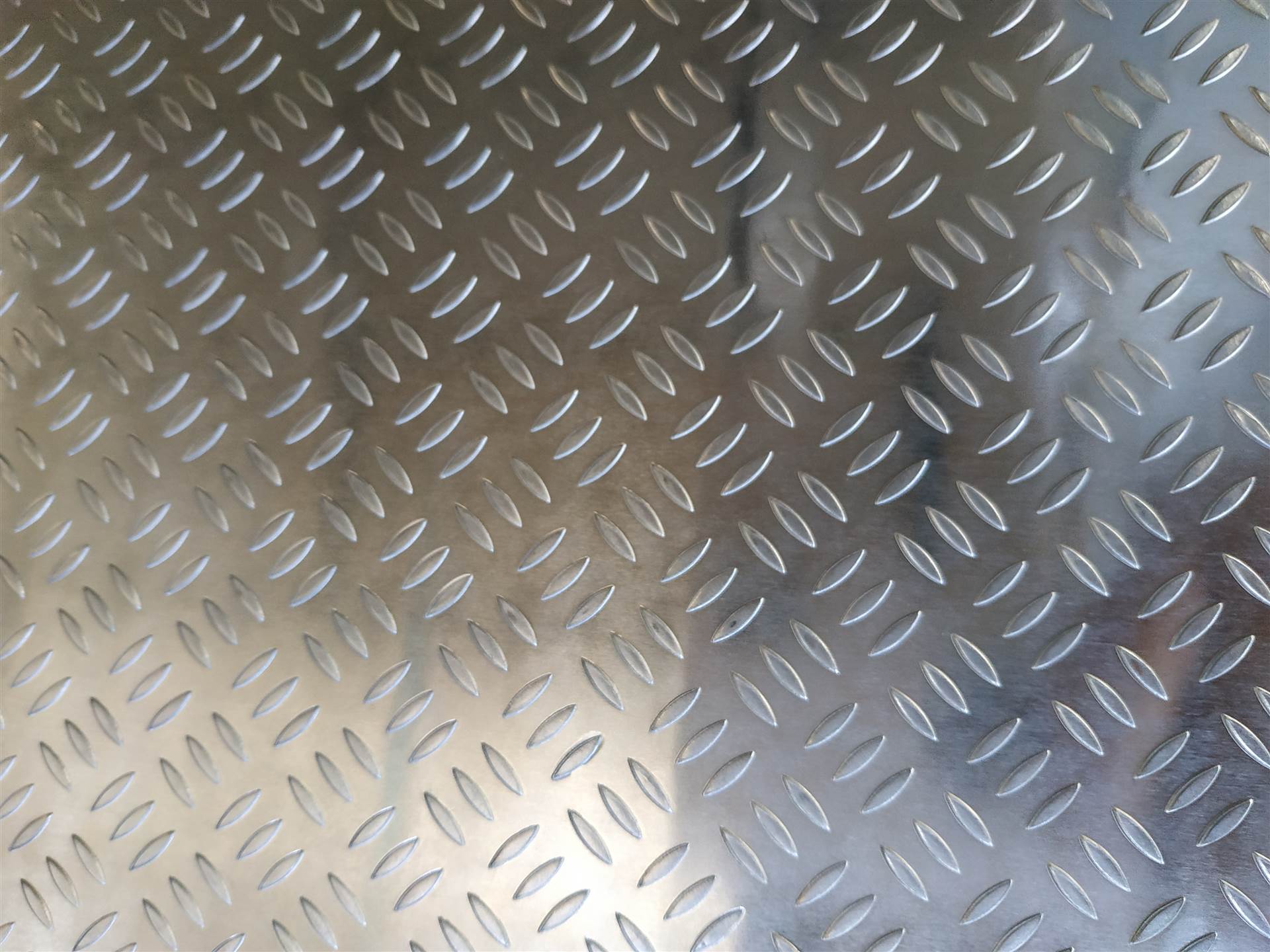小米粒花纹铝板 誉达 三条筋花纹铝板供应 库存充足质量保证