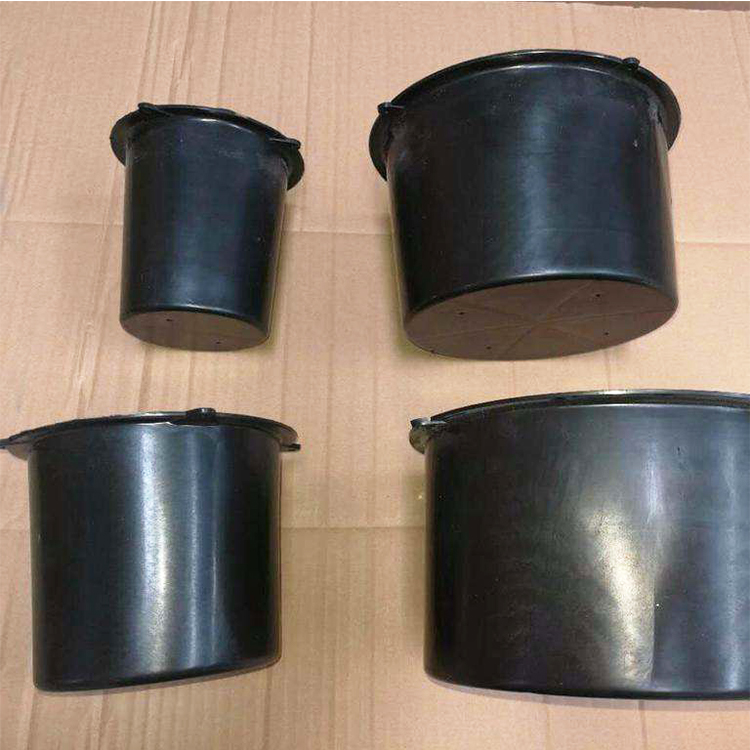 一次性预埋黑桶排水一次性预埋套筒容刚建材规格齐全