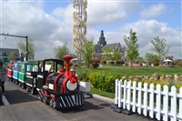 欧式古典轨道观光火车   表演台车   小火车乐园