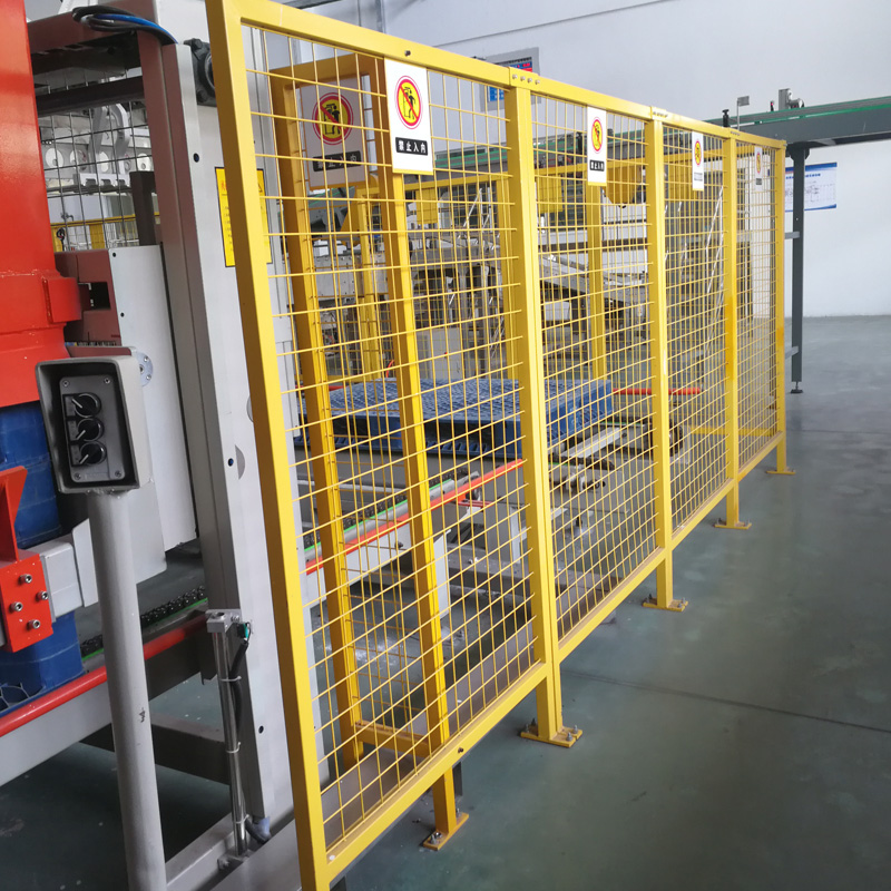 围栏网防护网河南厂家