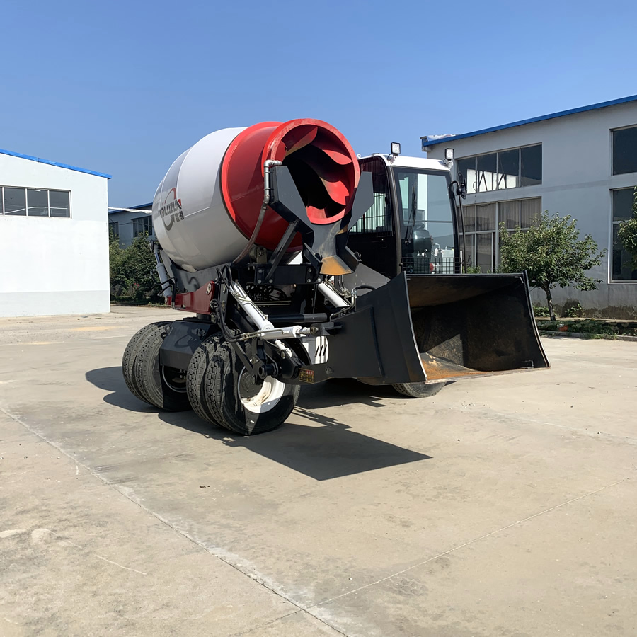 迭部3.0方平口搅拌车自动挡鲁樽搅拌罐车自上料