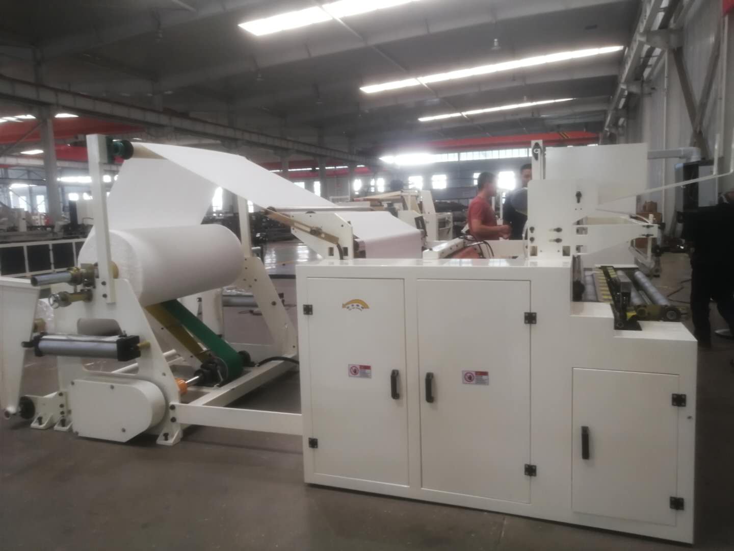 懒人抹布设备厂家直销 懒人抹布复卷机 全自动厨房纸机器