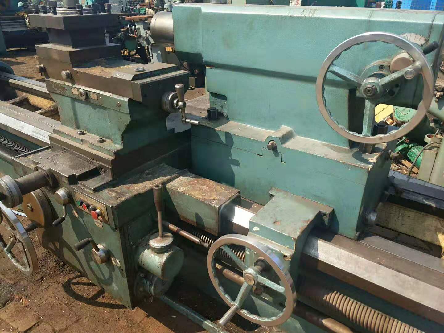 加工厂转型赔本出售二手星火cw61125e卧式车床