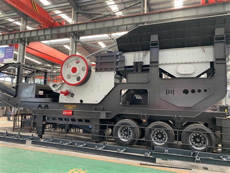 大型移动破碎机轮式破碎站采石场骨料砂石生产线1213石子碎石机