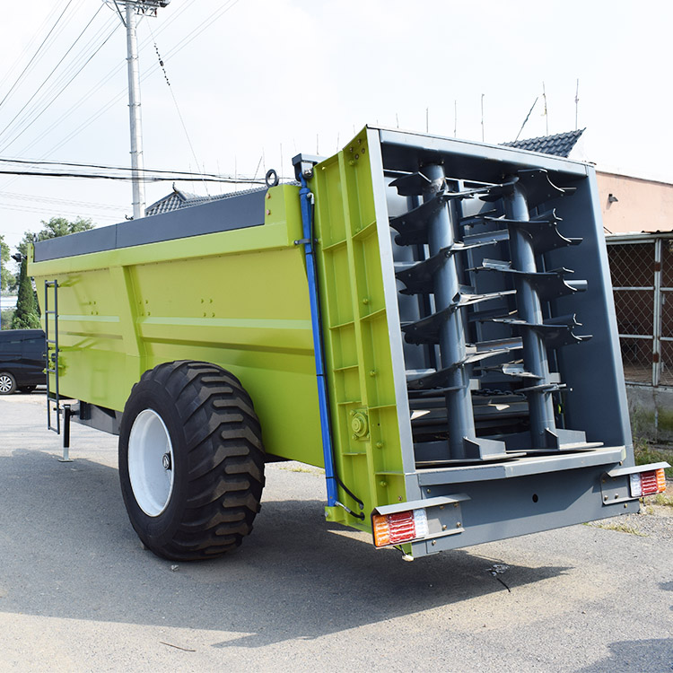 农牧场四轮车动力输出土肥抛撒车发酵粪干湿粪撒粪机供应商