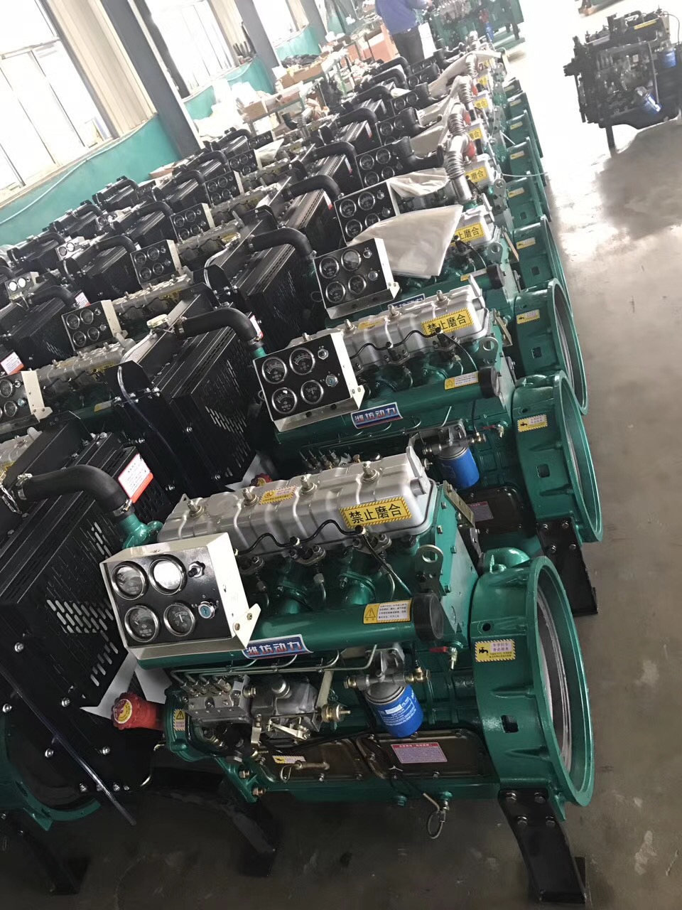 装载机柴油机4100潍坊缸体机体四配套