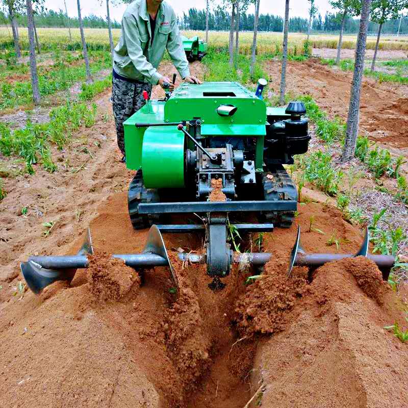 田地开沟机履带式旋耕机小型农用四驱柴油35马力田园管理机