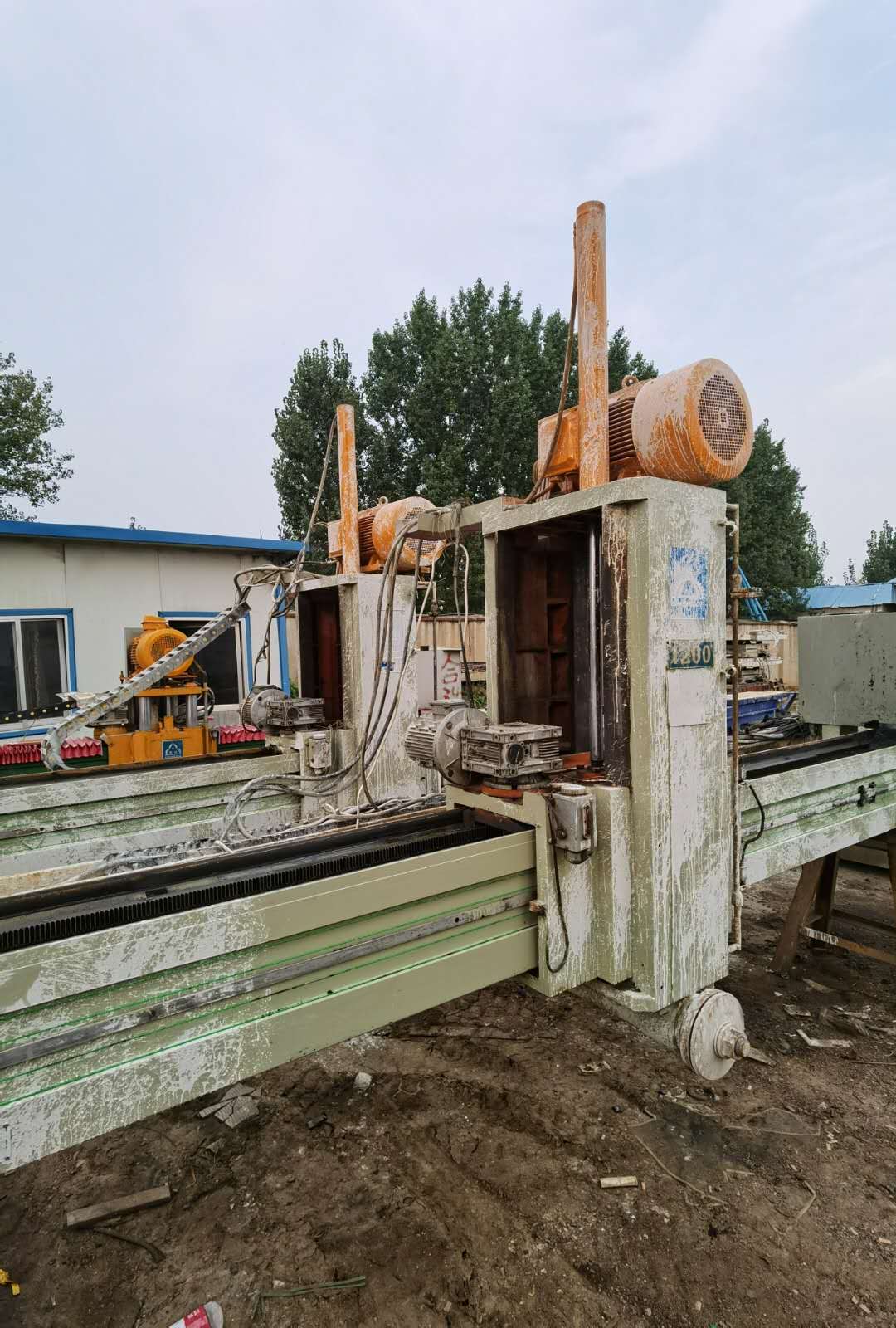 二手石材设备二手红外线切割机盛达1200型