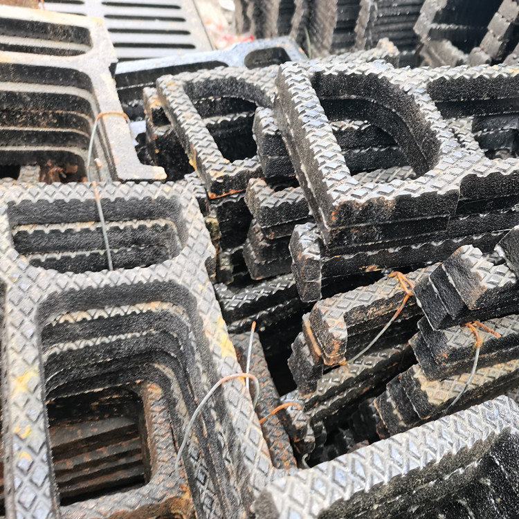 球墨铸铁爬梯 检查井用铸铁爬梯 铸铁踏步现货批发