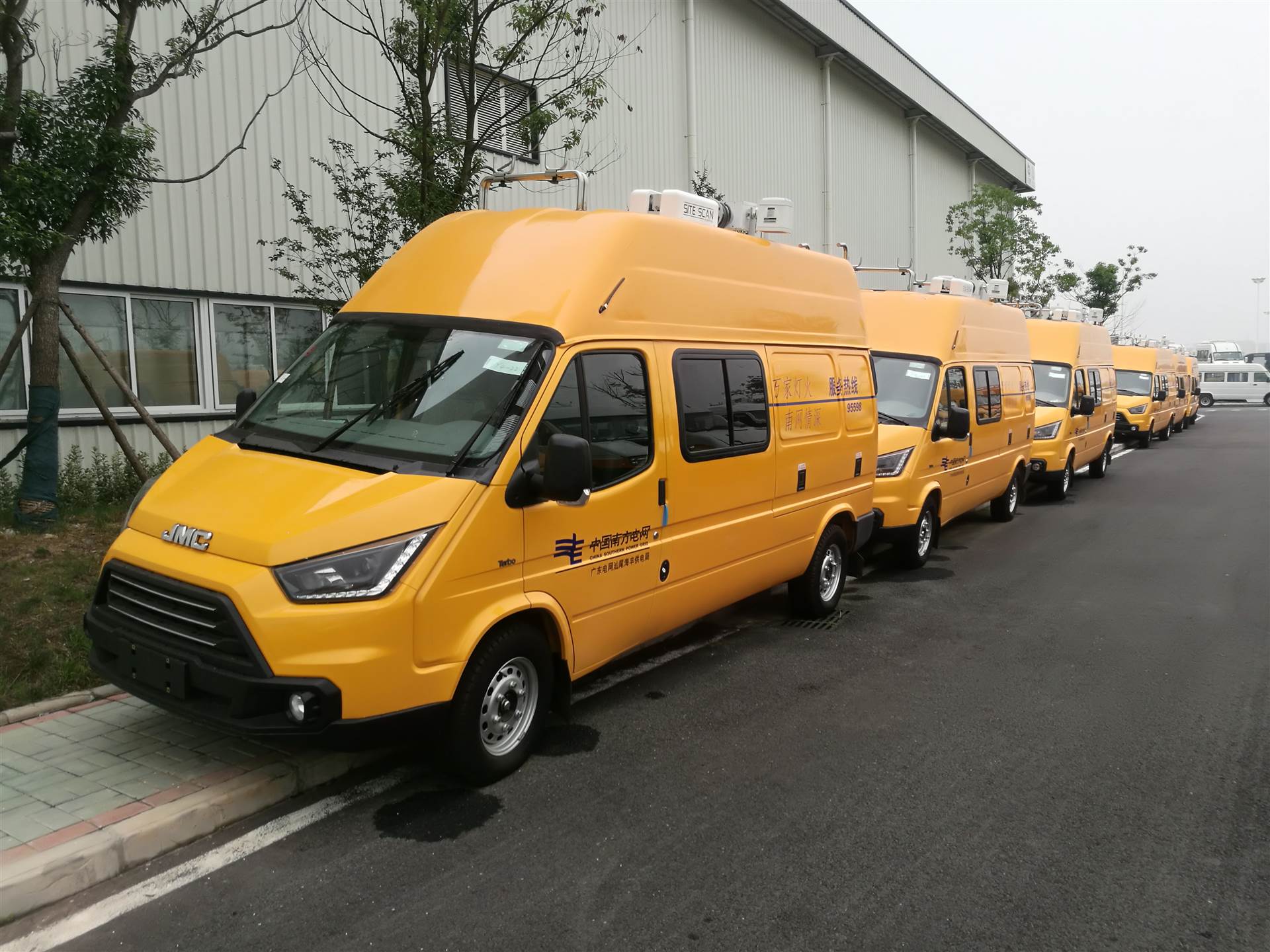 江铃特顺工程车9座工程车jmc江铃工程车