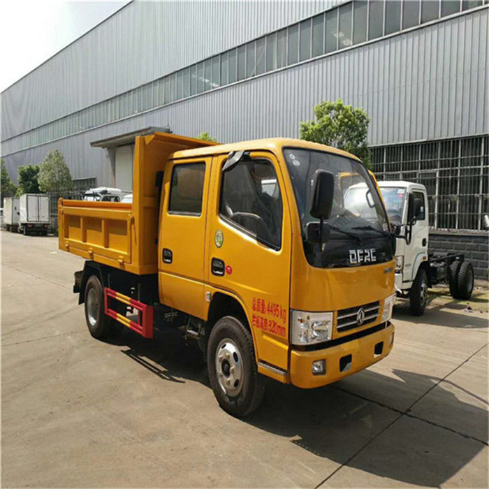 四门5座eq1045双排座翻斗小货车