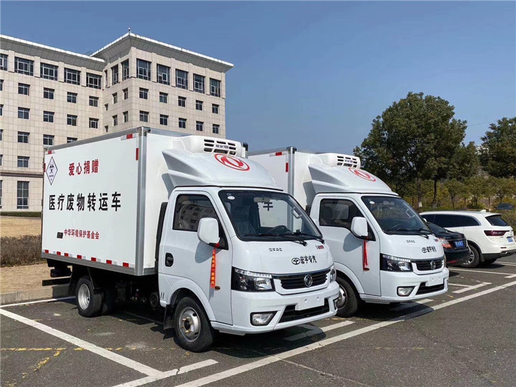 小型国六医疗废物转运车配置齐全