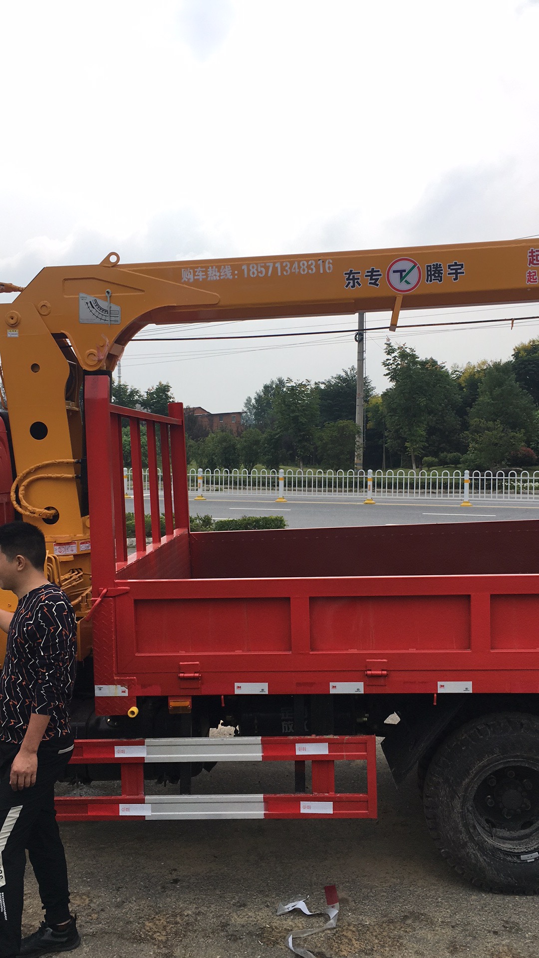 3吨随车吊 时风蓝牌3吨随车吊厂家直销