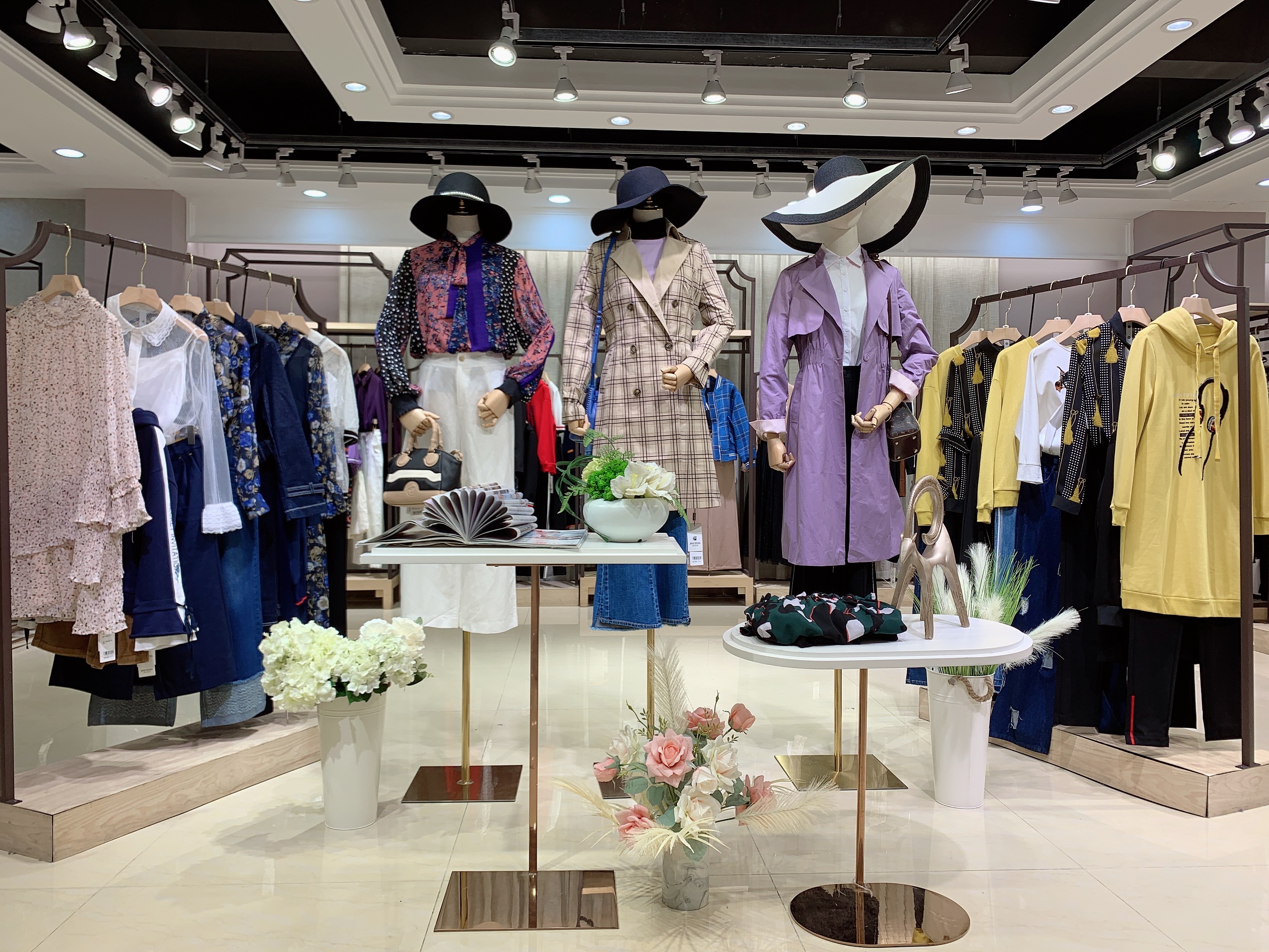 迪赛尼斯2020秋冬 轻奢品牌女装走份批发 女式新款货源 女装