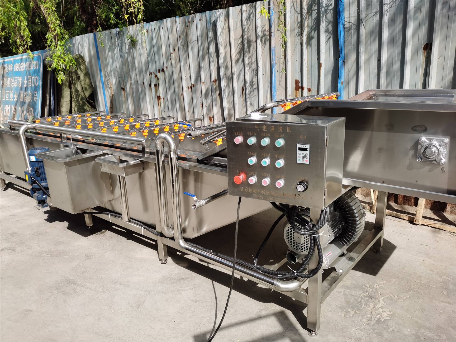 中小型速冻水饺工厂设备配置正确选择速冻水饺机械不后悔