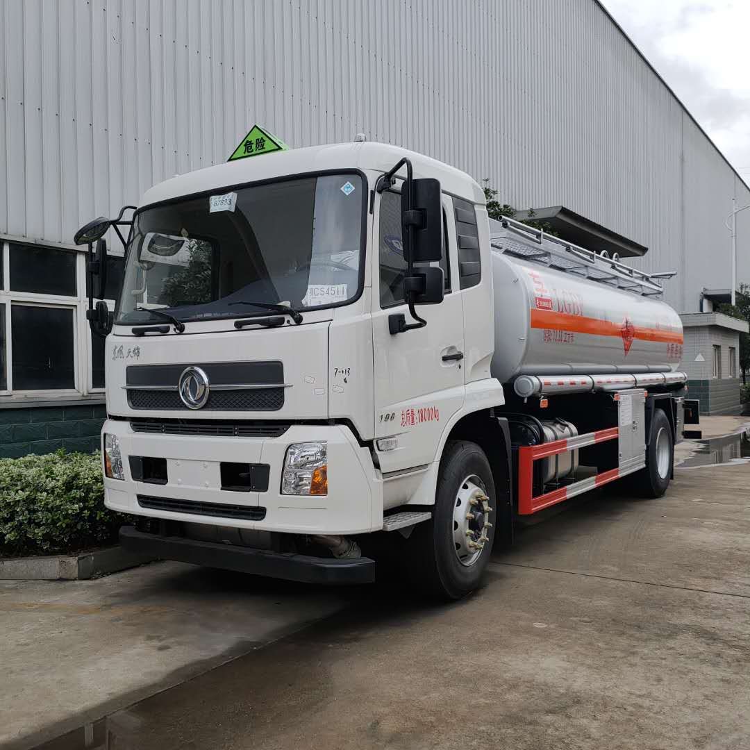 解放油罐车流动加油车15吨运油车