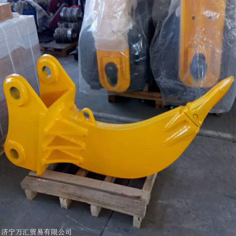 多用途松土钩挖机鹰钩松土器挖掘机属具鹰嘴钩子