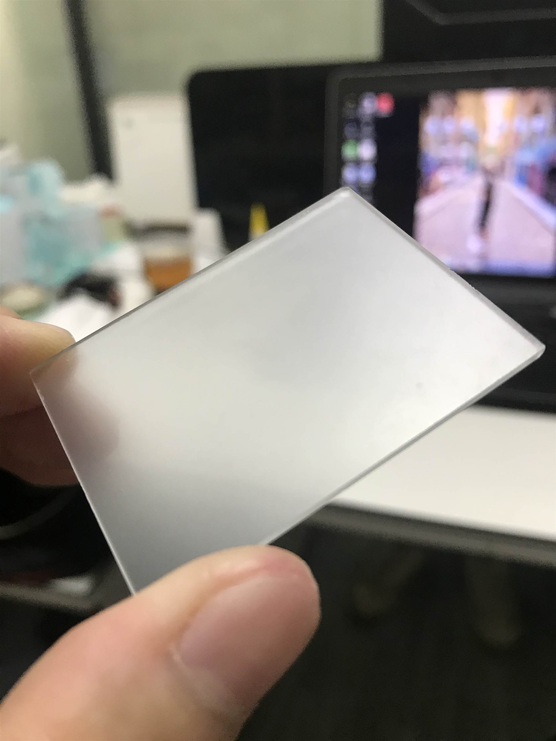 专门磨砂加工太阳能面板玻璃 ag玻璃厂家 磨砂蒙砂珠光砂工艺厂