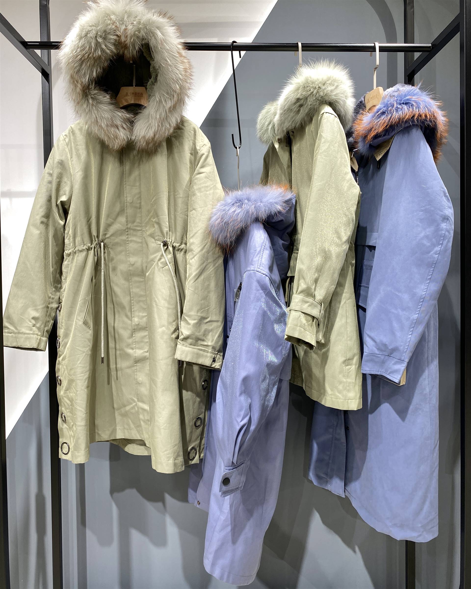 大山羽绒服 派克服 黑龙江服装货源 哈尔滨服装货源 辽宁服装货源