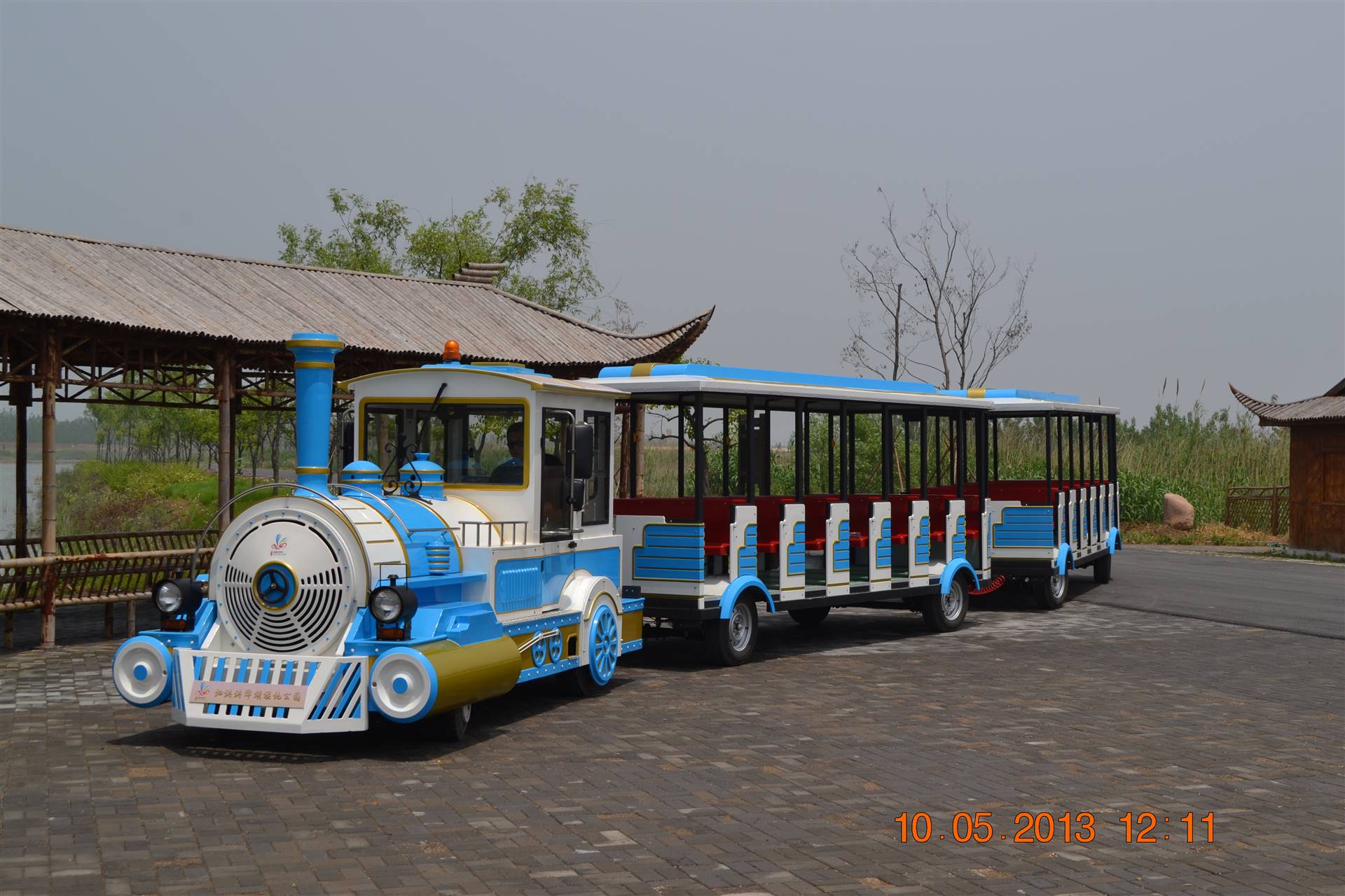 观光火车 观光火车颜色 无轨观光车介绍