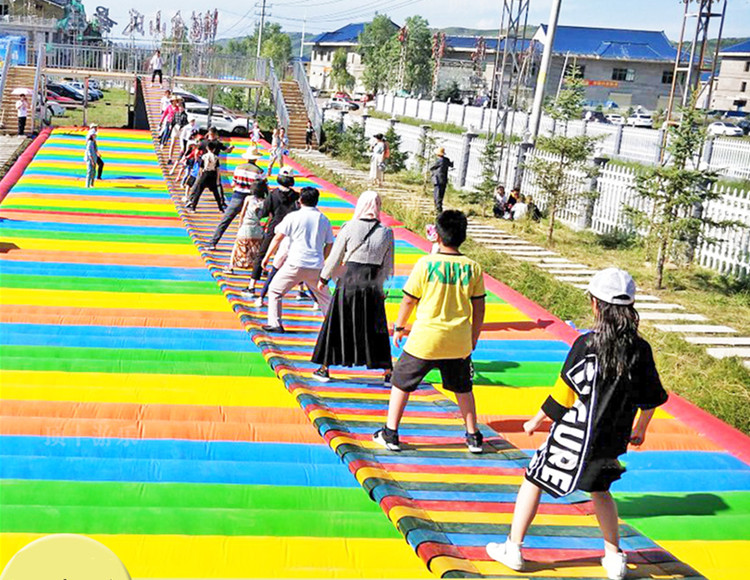 网红桥摇摆桥款户外设备无动力设备景区游乐设备儿童设备