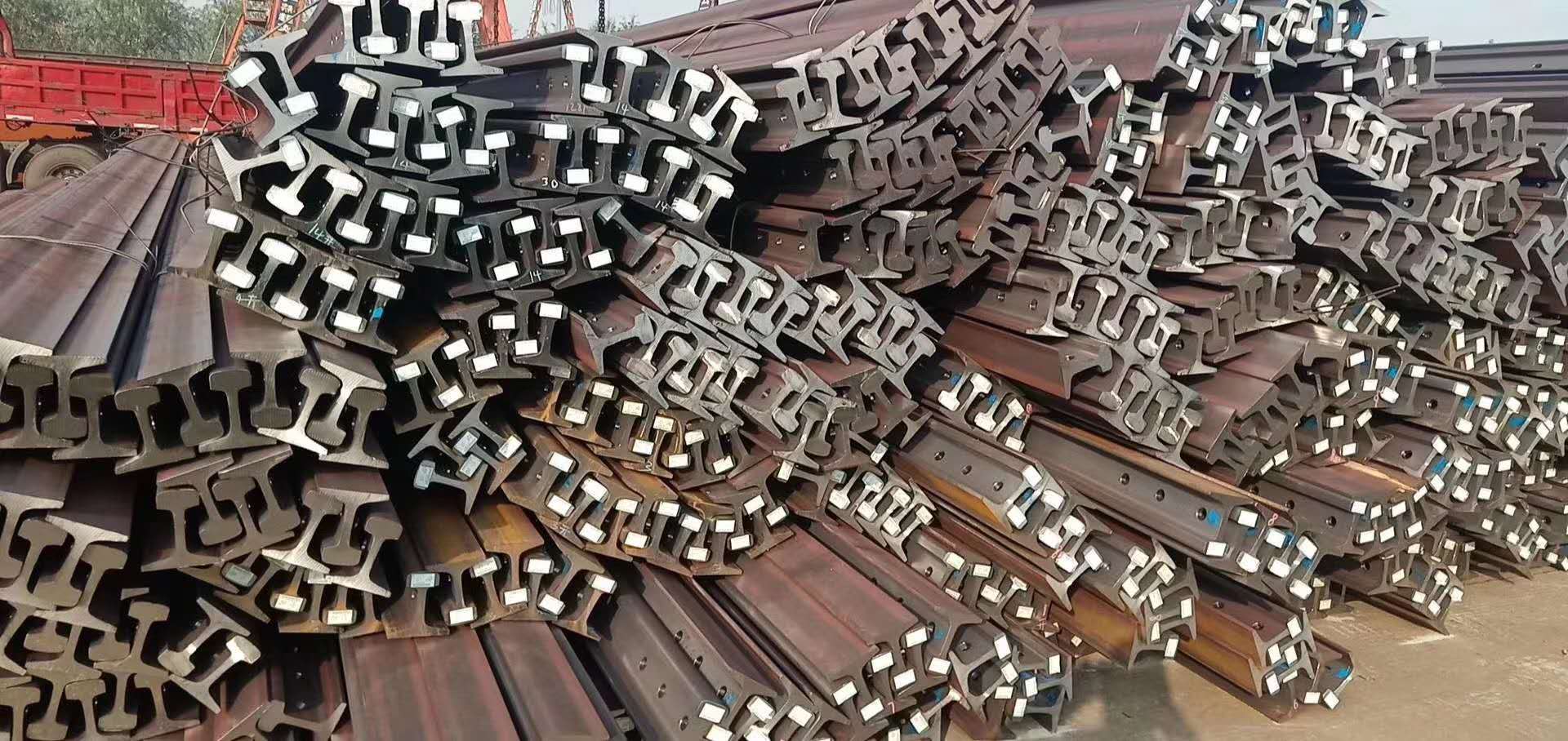 攀钢qu70起重轨特约经销商