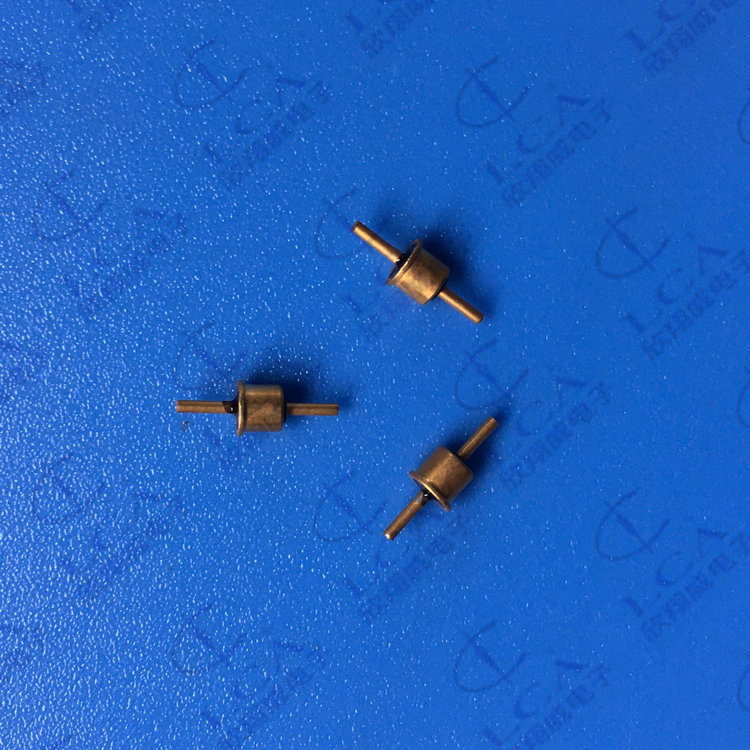 玻璃釉电容h3630002100pf镀金穿心电容欣翔威直销