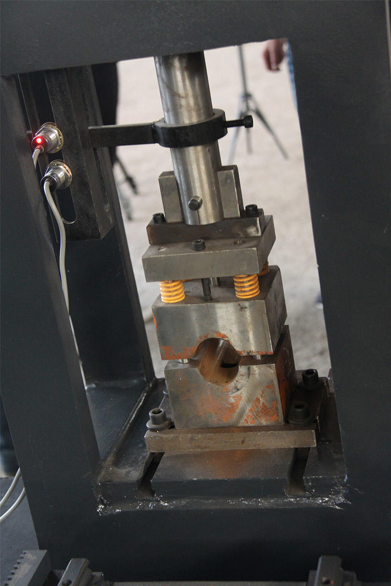 圆管打孔机 冲孔管 打孔机