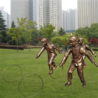 小孩滚铁环雕塑,儿童主题童趣人物雕塑