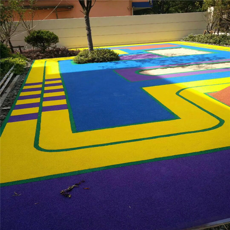 彩色弹性塑胶地面施工方案epdm彩色弹性塑胶地面常用于球场,幼儿园