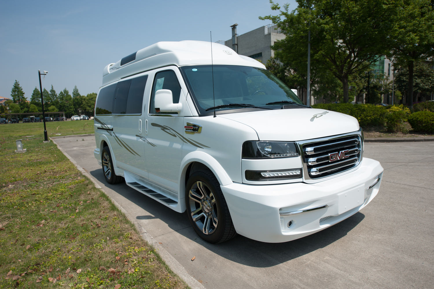 gmc商务之星gx777外白内碳纤维内饰特价福利