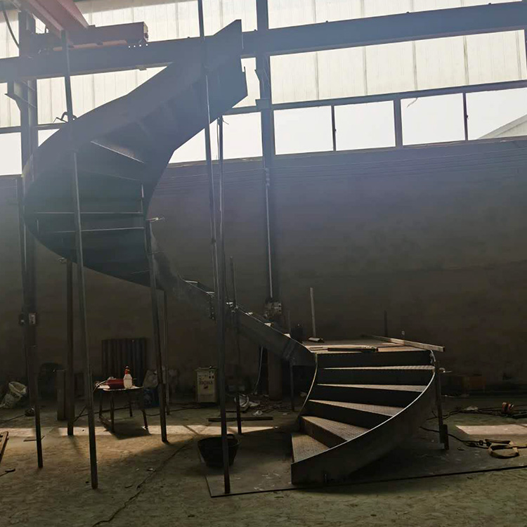 旋转卷板楼梯定制批发 卷板楼梯