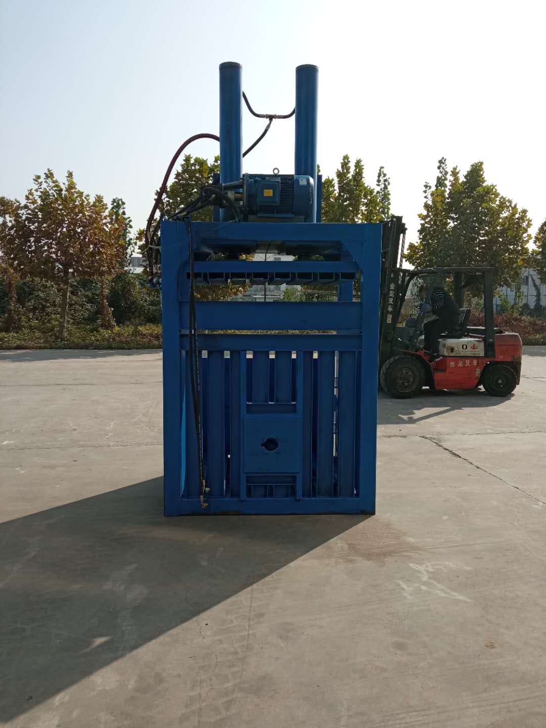 40吨液压打包机 易拉罐压包机 厂家直销废品液压打包机