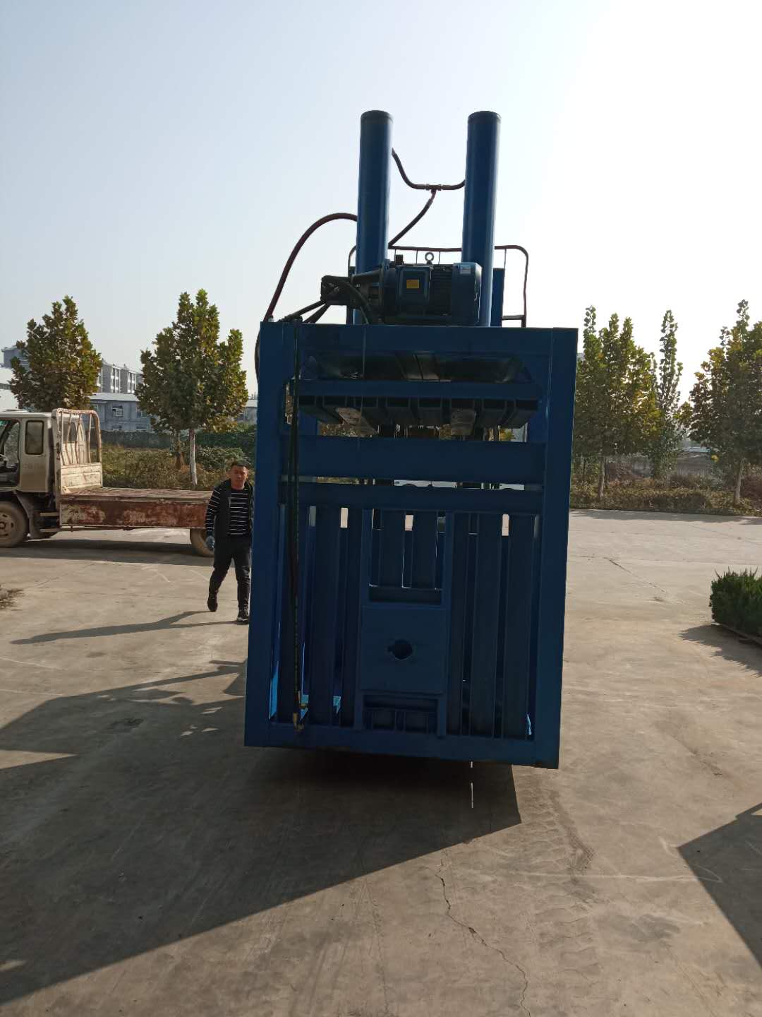 厂家直销压缩机 压包机 多种型号立式液压打包机 可根据需求定