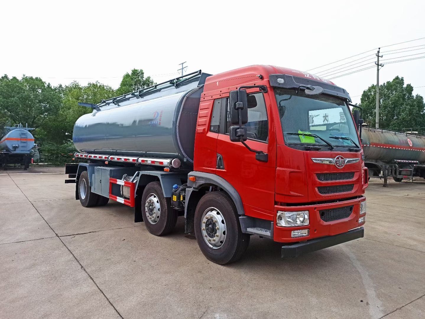 普货罐式车 碱水剂罐车 净水剂罐车 润滑油罐车 洗井液罐车