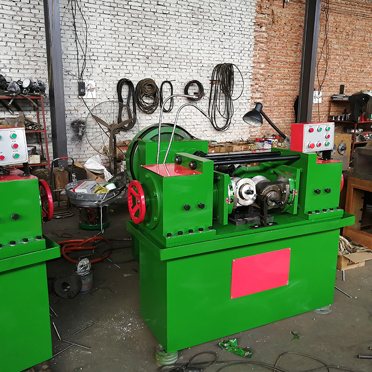 攻螺帽立式攻丝机